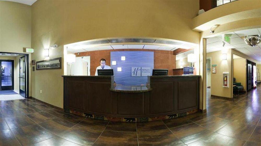 Holiday Inn Express Hotel & Suites Raton By Ihg Ngoại thất bức ảnh