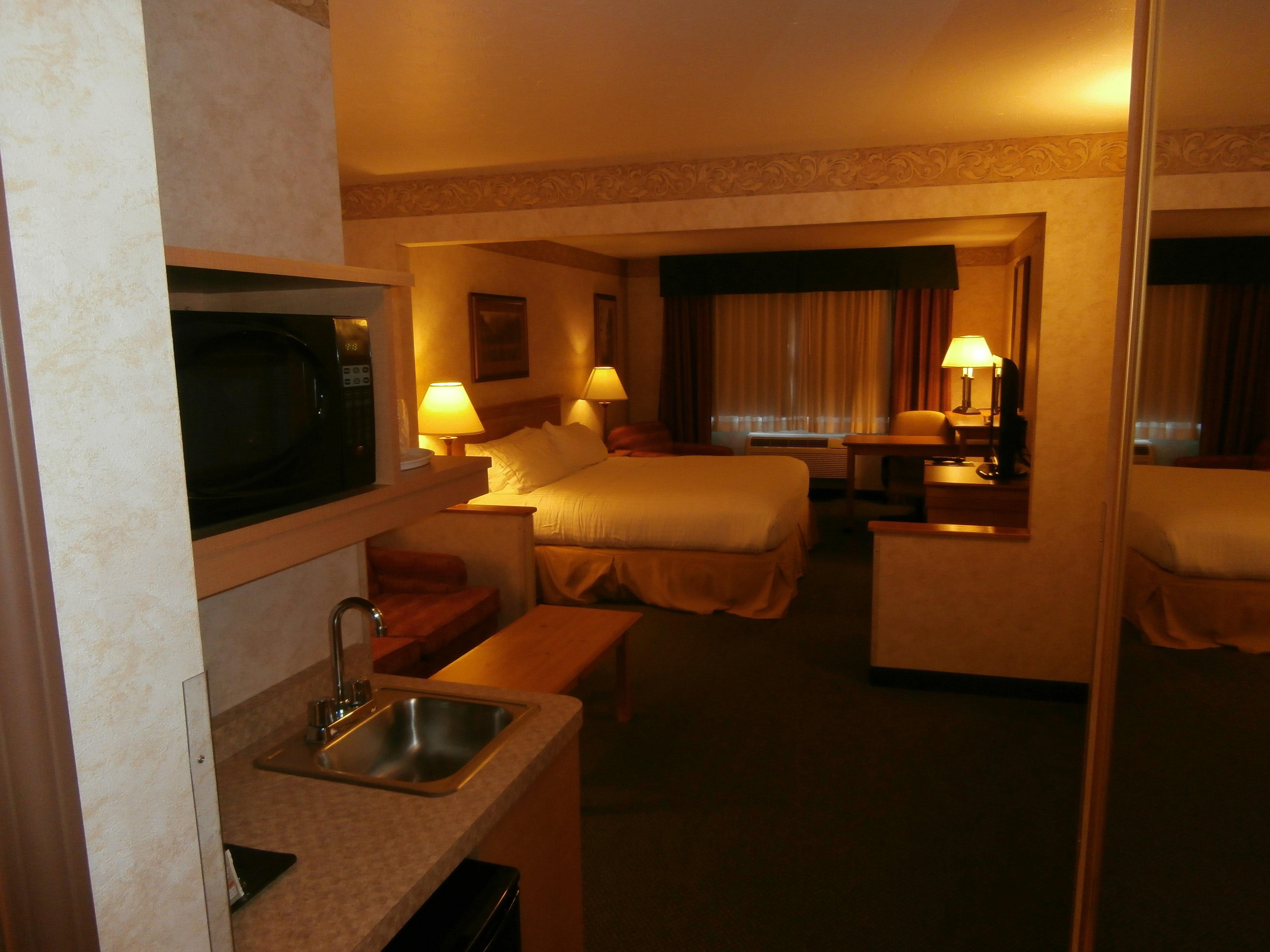 Holiday Inn Express Hotel & Suites Raton By Ihg Ngoại thất bức ảnh