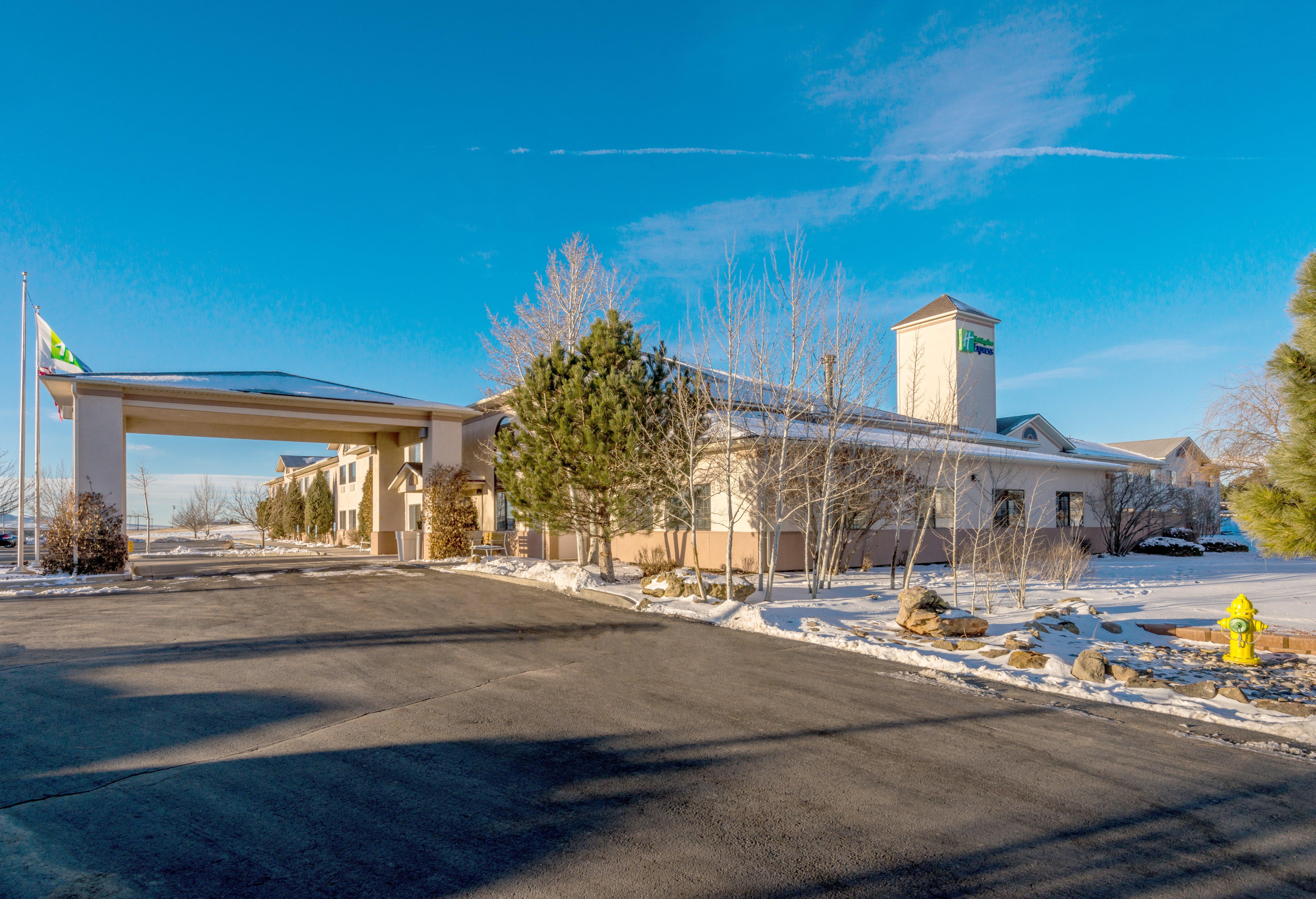 Holiday Inn Express Hotel & Suites Raton By Ihg Ngoại thất bức ảnh