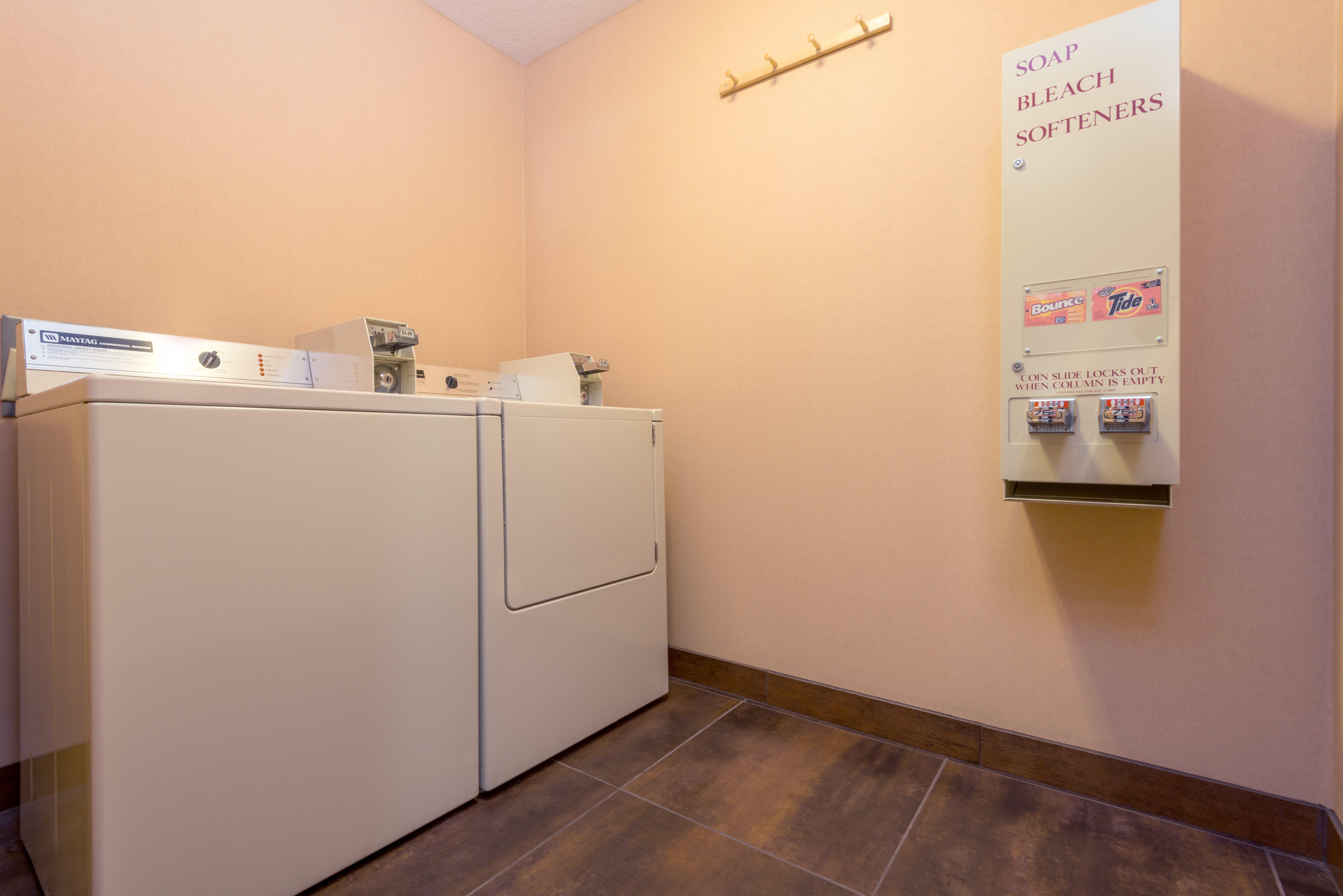 Holiday Inn Express Hotel & Suites Raton By Ihg Ngoại thất bức ảnh